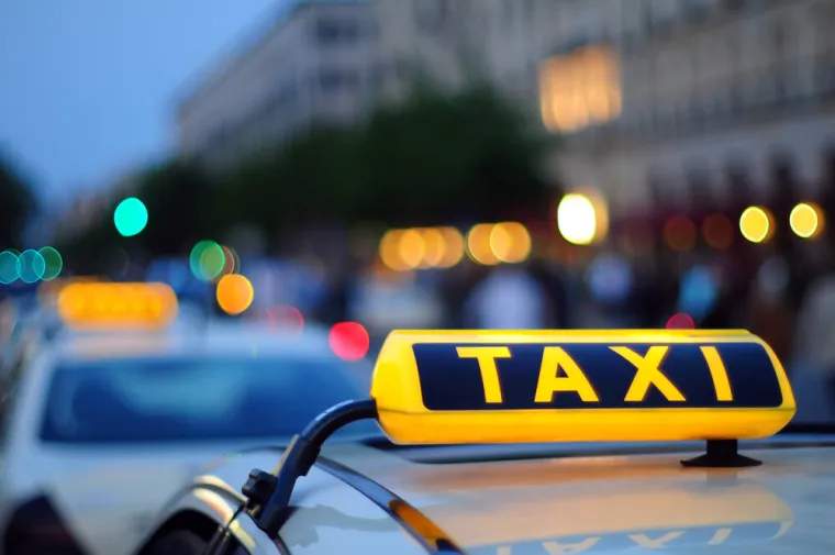 Taxi conventionné CPAM pour dialyse à Autun, Autun, Taxis Ambulances Brague